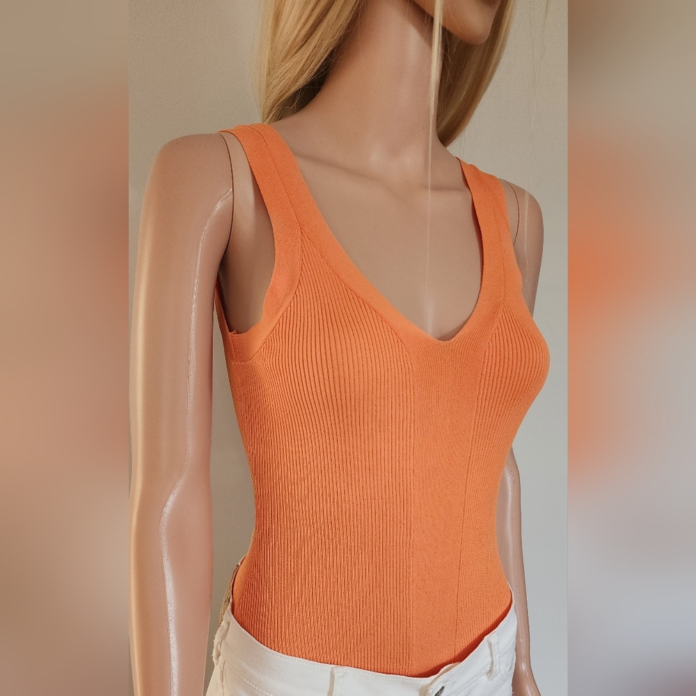 Lulus bodysuit orange top knit Medium